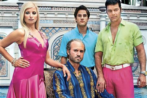 who plays versace in the netflix series|assassination of gianni versace netflix.